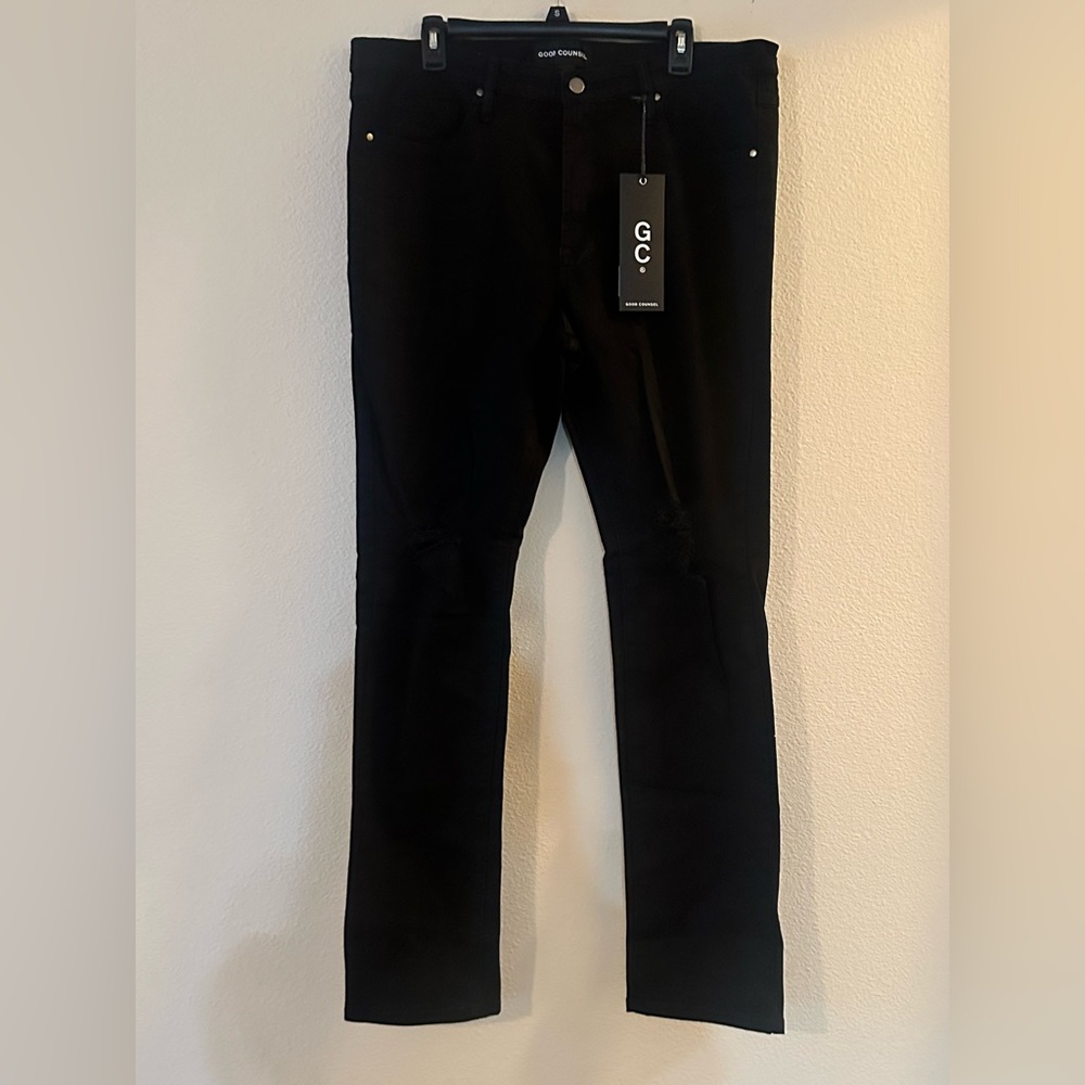 NWT Thurmond Tapered JeansGood Counsel w/Distress 40x32 (Runs Small)